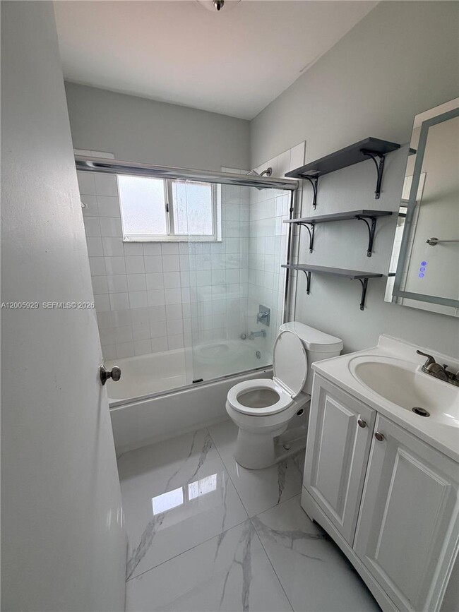 Building Photo - 14899 SW 176th St