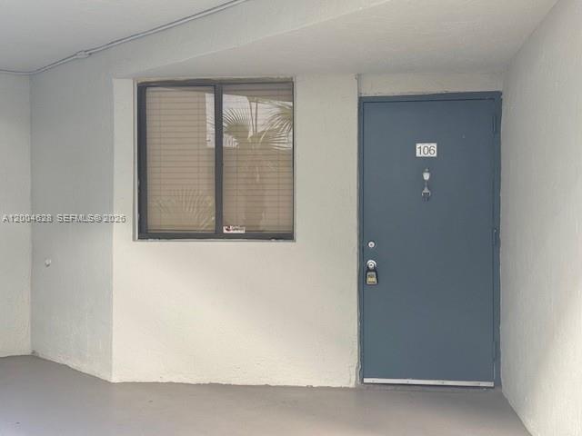 Building Photo - 8215 SW 152nd Ave