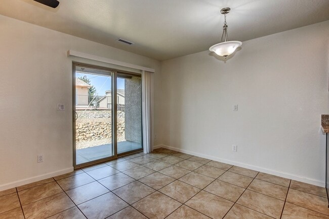 Building Photo - 3850 E Teri Ct