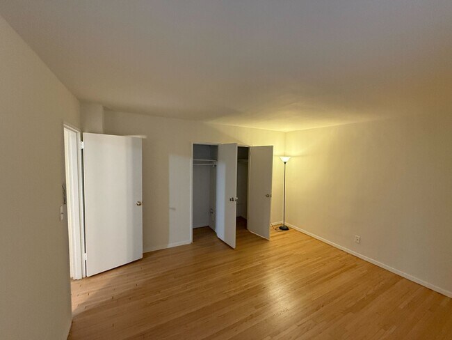 Building Photo - 3855 Orloff Ave