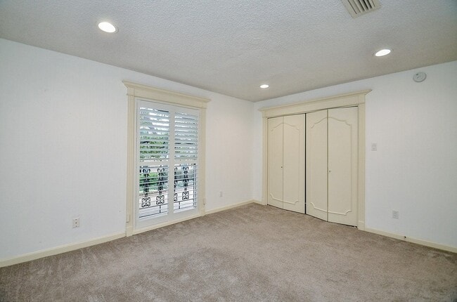 Building Photo - 44 Bayou Pointe Dr