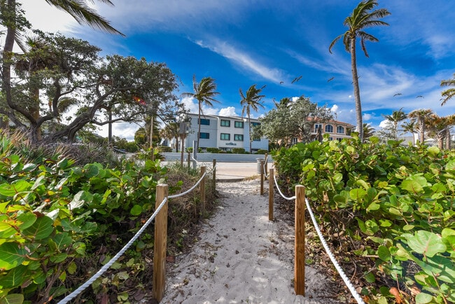 Building Photo - 250 S Ocean Blvd