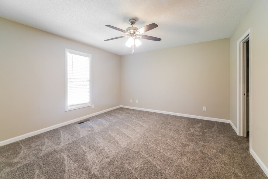 Building Photo - 8889 Timmons Cir