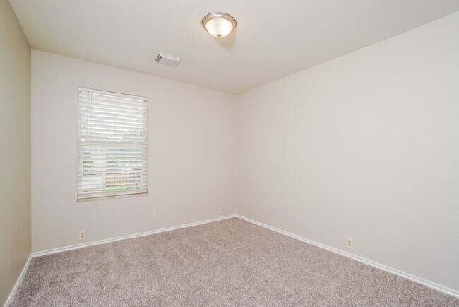 Building Photo - 4934 Orchid Star