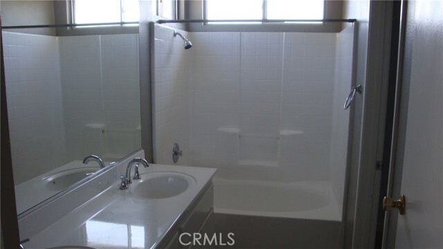 Building Photo - 14940 Almond Grove Ct