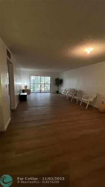 Building Photo - 16091 Blatt Blvd