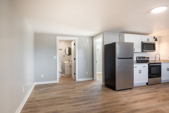 Building Photo - Discover Modern Living at Genesis Apartments – Cleveland, TN
