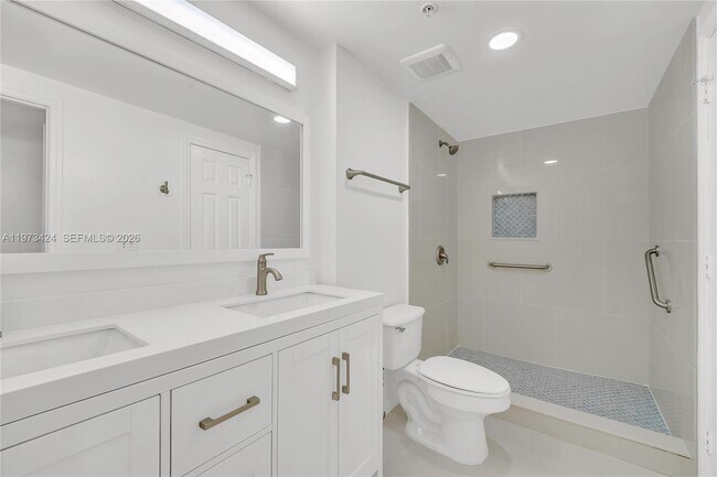 Building Photo - 151 SW 117th Ave