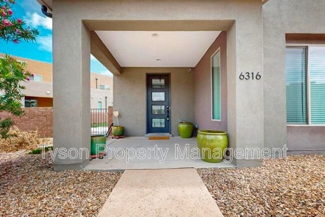 Building Photo - 6316 Vista del Bosque Dr