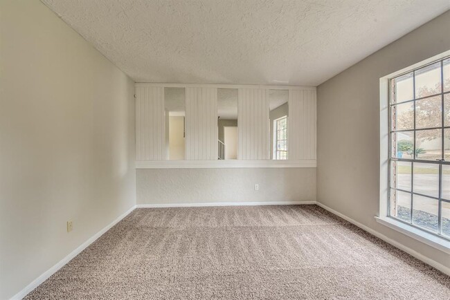 Dining Room - 8206 AMURWOOD DR