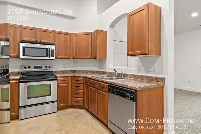 Building Photo - 2192 Springtime Dr