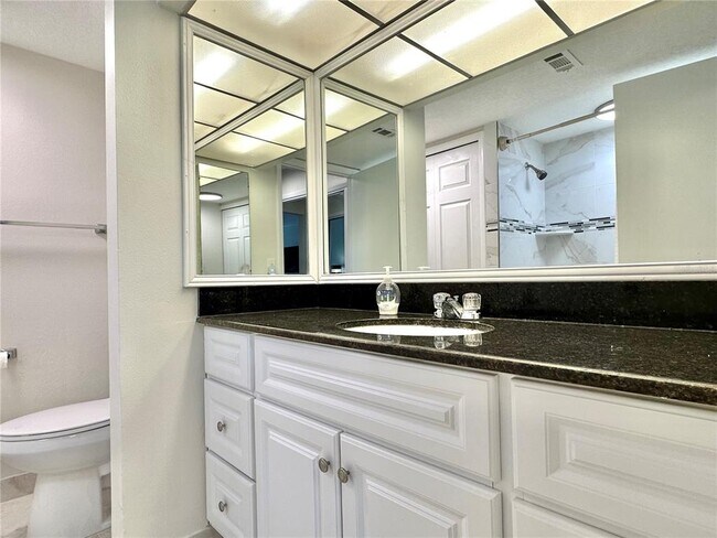 Building Photo - 851 Bayway Blvd