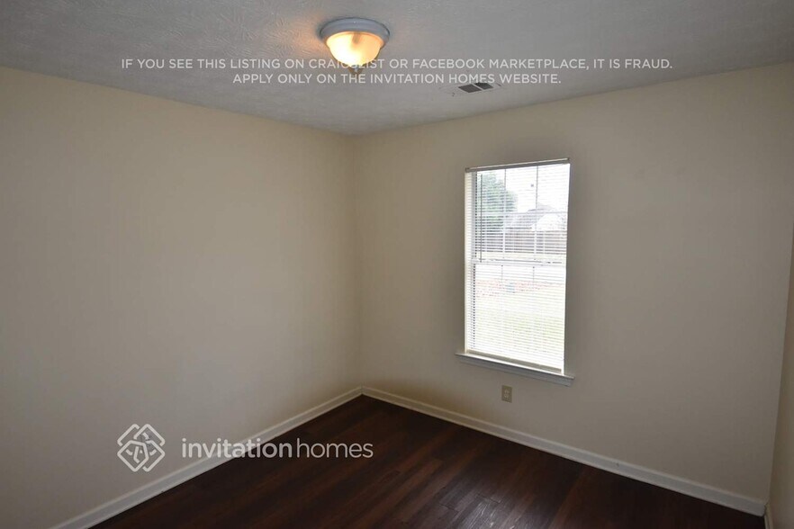 Building Photo - 3060 Reynolds Run