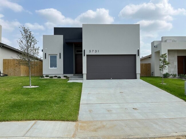 Primary Photo - 5731 Beefalo Ln