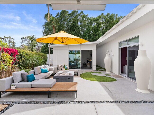 Building Photo - 48674 Vista Viejo Dr