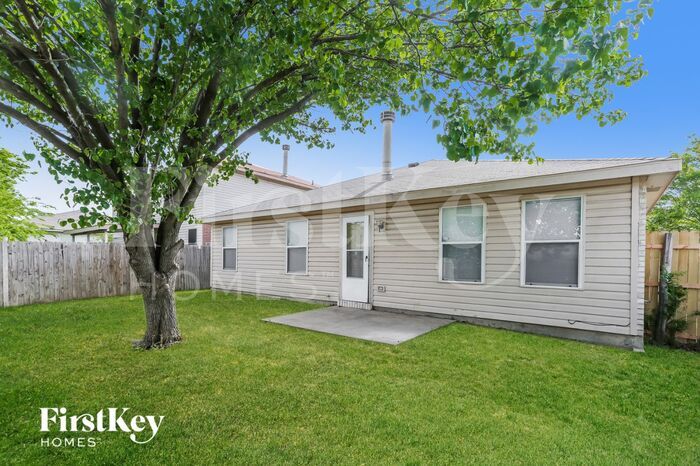 Building Photo - 8709 Saddle Ridge Cir