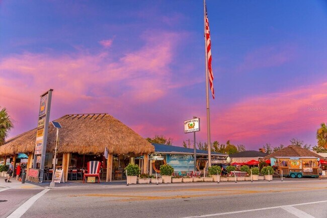 Building Photo - 6708 Sarasea Cir