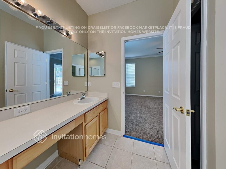 Building Photo - 17011 Falconridge Rd