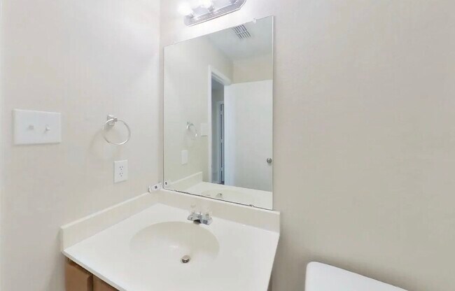 Building Photo - Beautiful 4-Bedroom Home in Forney