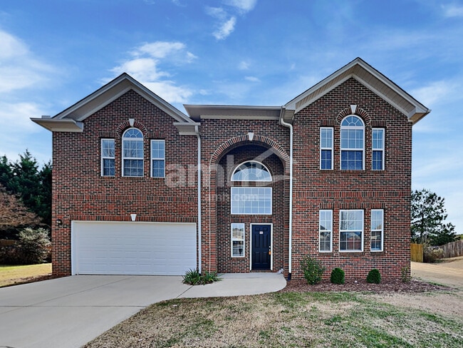 Building Photo - 216 Giants Ridge Rd