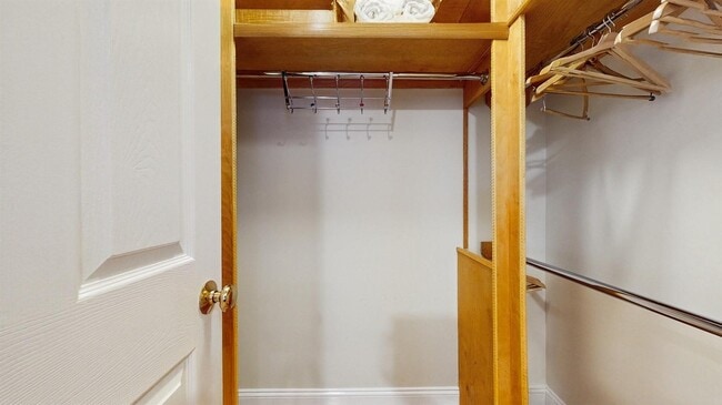 Building Photo - 25 Westerly St