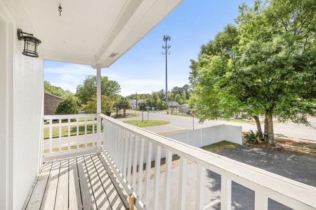 Building Photo - Available now. Water included. RENOVATED 2 BR/1.5 BA Townhouse in the Heart of James Island!