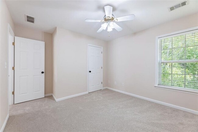 Building Photo - 100 Hawnley Trace