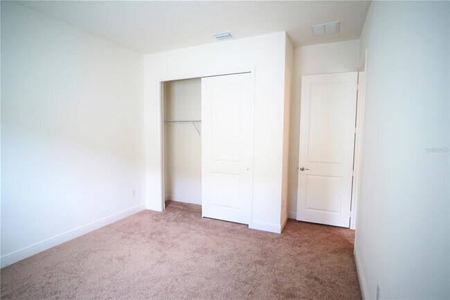 Building Photo - 30835 Spruceberry Ct