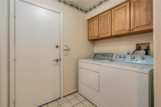 Building Photo - 94 Greenwood Park