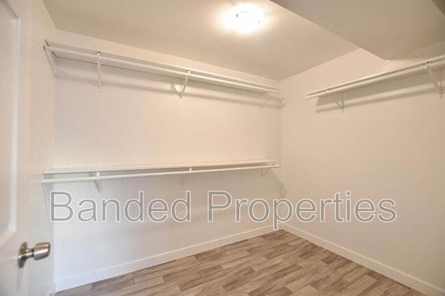 Building Photo - 5849 3840 W