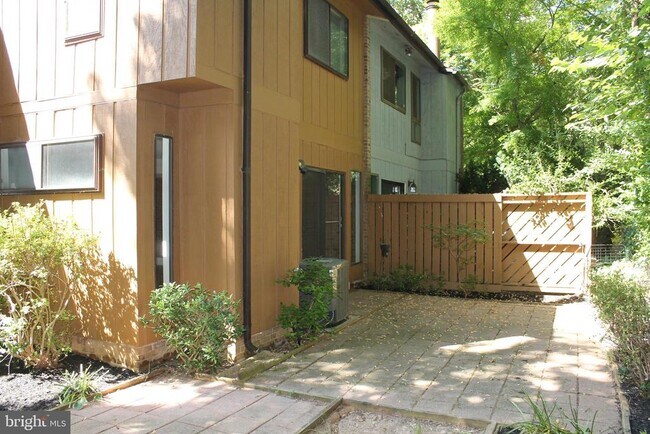 Building Photo - 11922 Escalante Ct