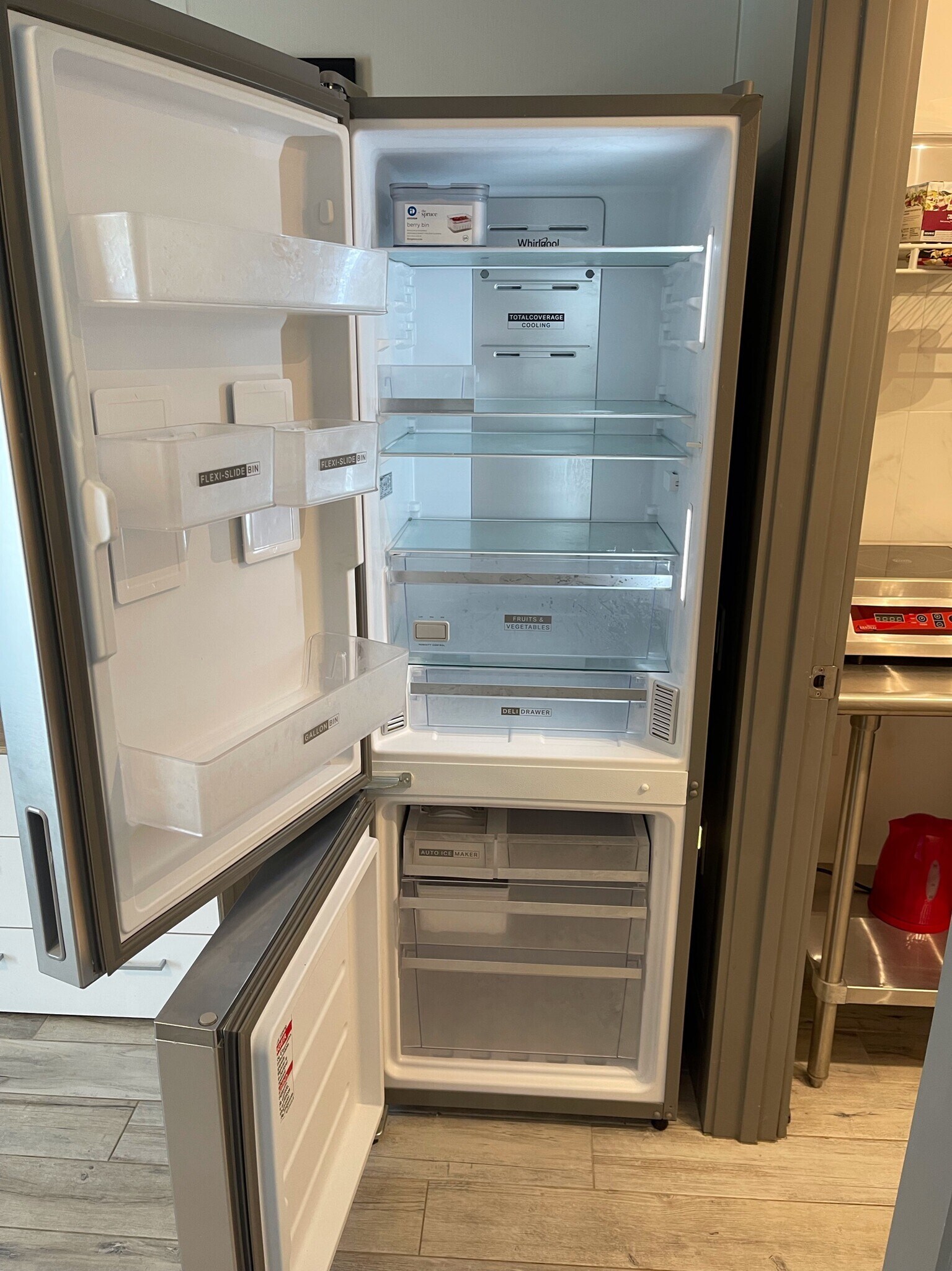 Building Photo - 2116 NE 8th Pl