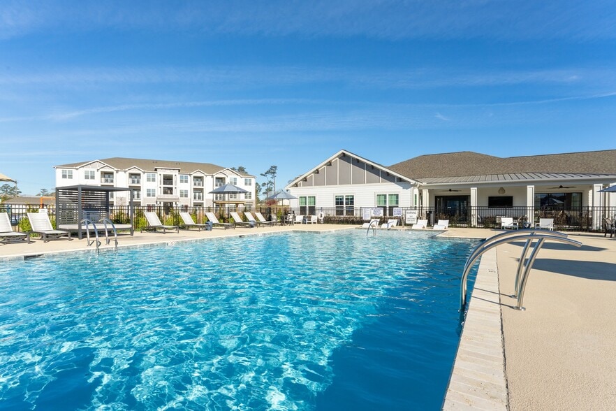 Building Photo - Hawthorne at Hampstead