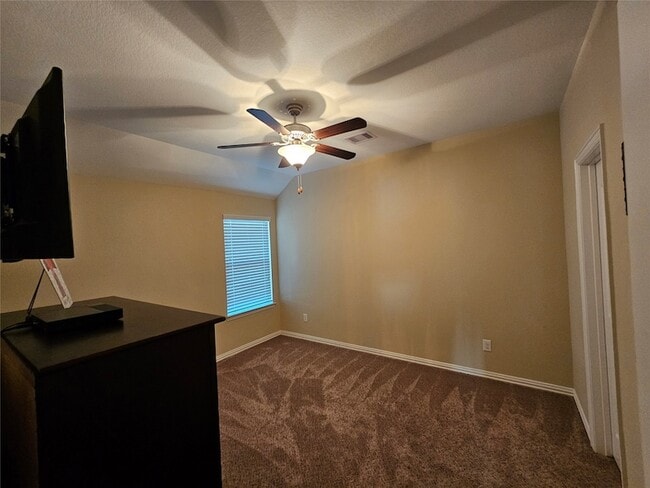 Building Photo - 402 Stockport Dr