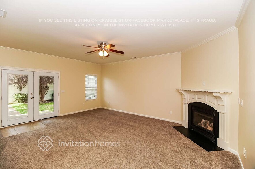 Building Photo - 11147 Aprilia Ln