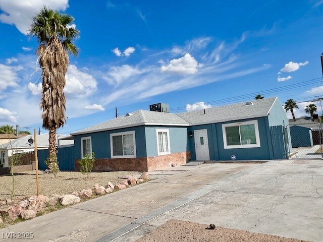 Building Photo - 4401 Alpine Pl