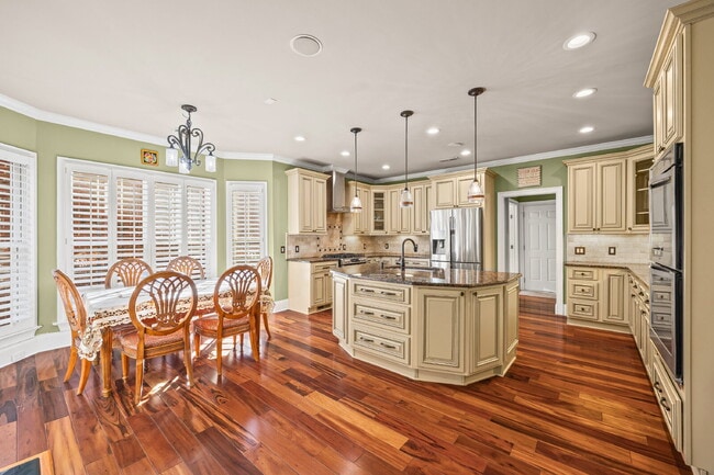 Building Photo - "Luxurious 4-Bed Oasis with Granite Countertops & Cozy Fireplace in Charlotte - 3914 Sq Ft of Ele...