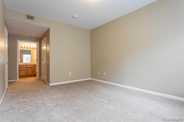 Building Photo - 10030 E Carolina Dr