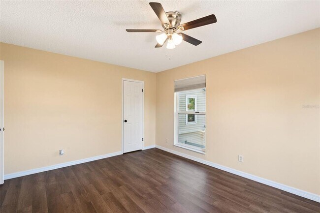 Building Photo - 1716 Lafayette Ct