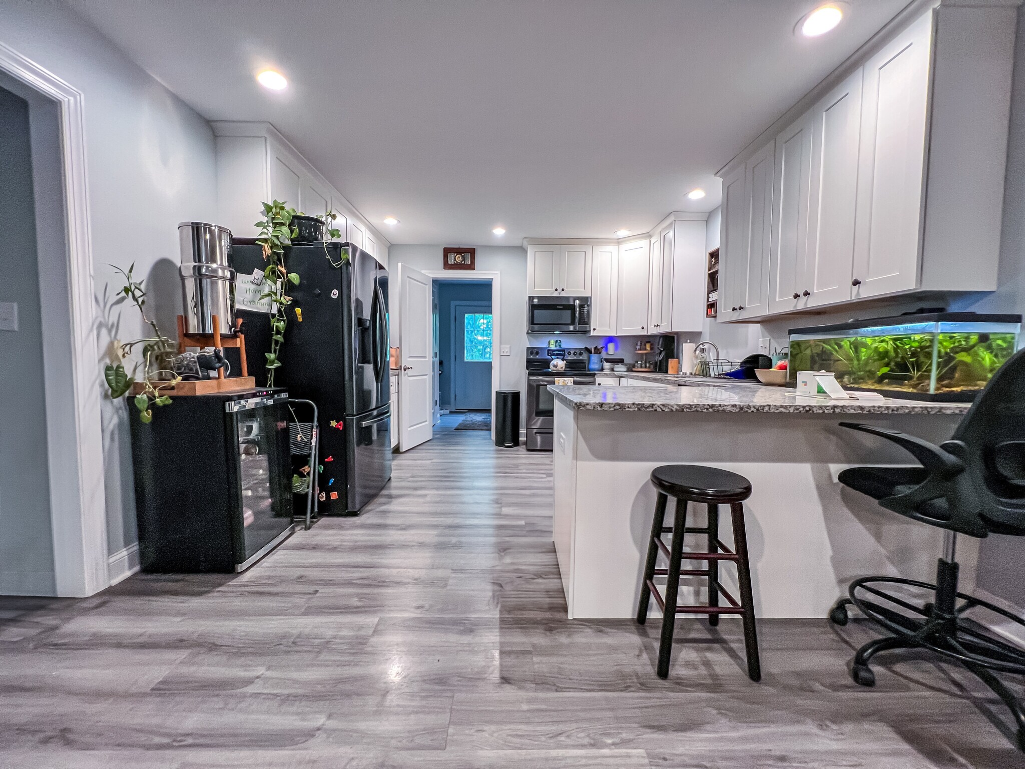 Kitchen - 12 Hokie Ln