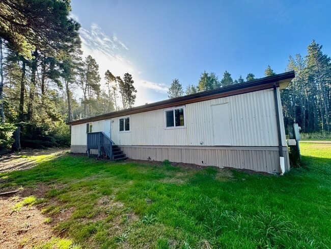 Building Photo - Large Yard 3bd 2ba Home in Long Beach!