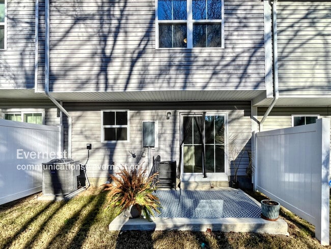 Building Photo - 2757 Thornton Grove Blvd