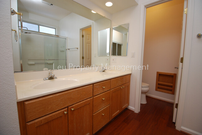 Building Photo - 1262 Knopfler Cir