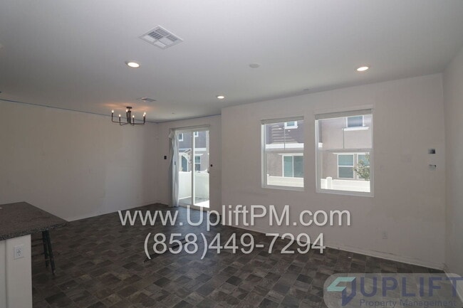 Building Photo - 36351 Elizabeth Ln