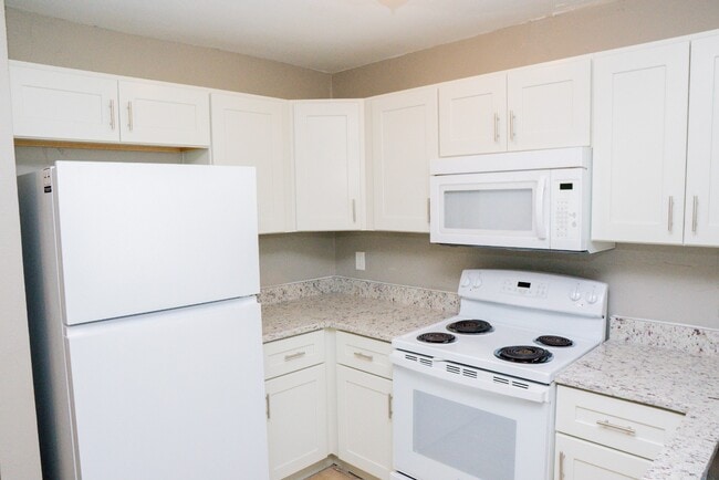 Building Photo - 1483 Elderton Dr