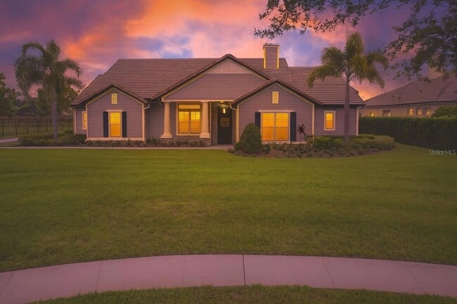 Building Photo - 5800 Marleon Dr
