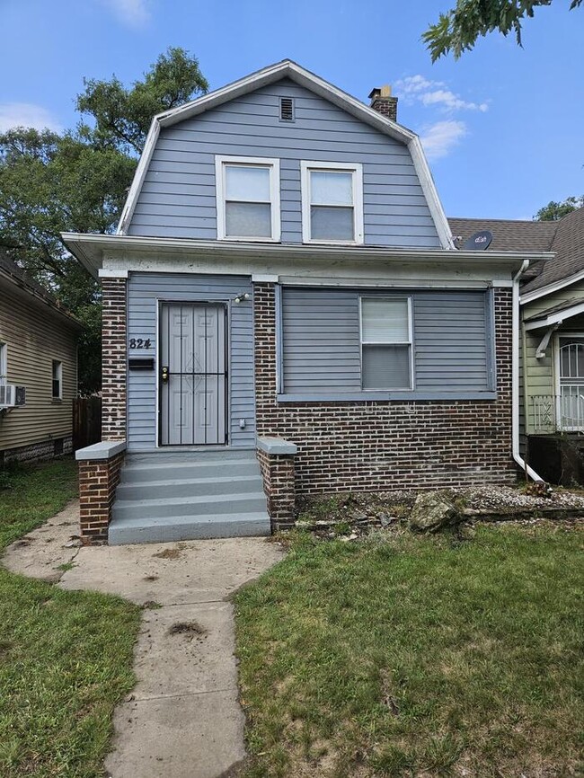 Building Photo - Property available 9/1/25