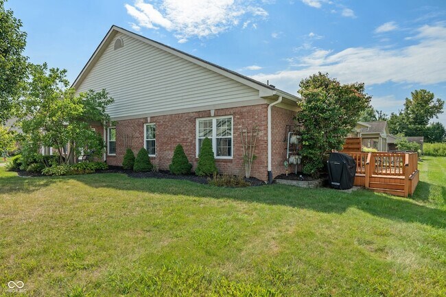 Building Photo - 4320 Hamilton Way