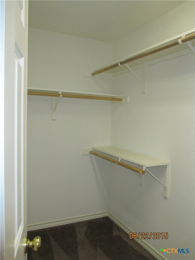 Building Photo - 110 Jocelyn Cir