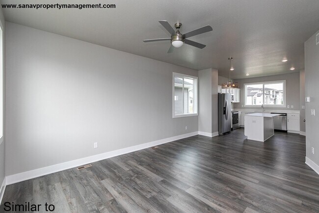Building Photo - Experience Home Perfection in Style! Spacious 3-Bed Home Coming Up in Ankeny!